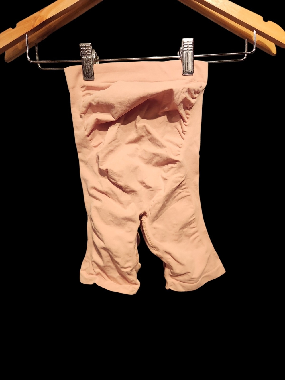 SKIMS Nude Shapewear Mid-Thigh Shorts
